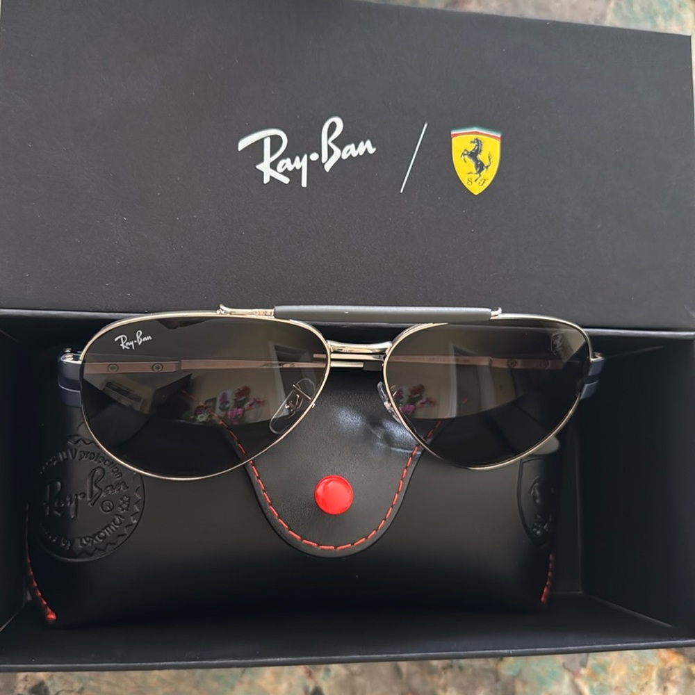 Ray-ban SCUDERIA FERRARI COLLECTION